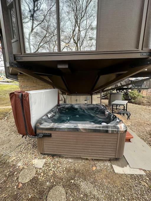 The Escape Pod Cheat Lake, Morgantown, Hot Tub, 2Bed, 2Bathヴィラ エクステリア 写真